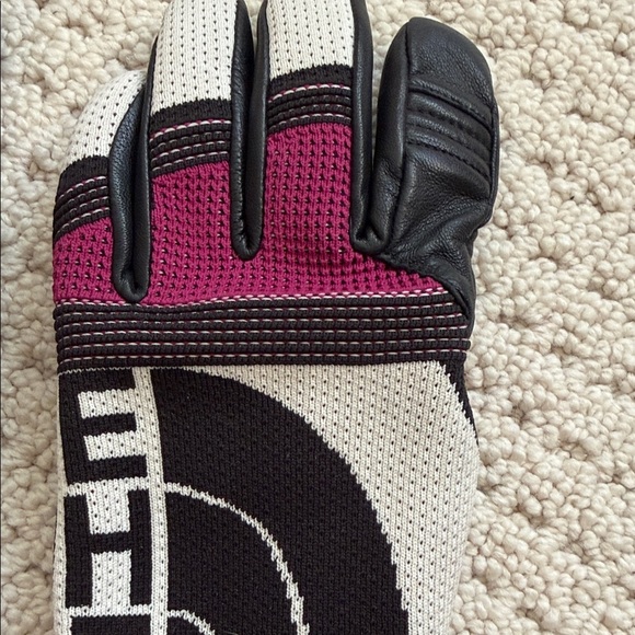 The North Face Riding Gloves - Picture 5 of 5